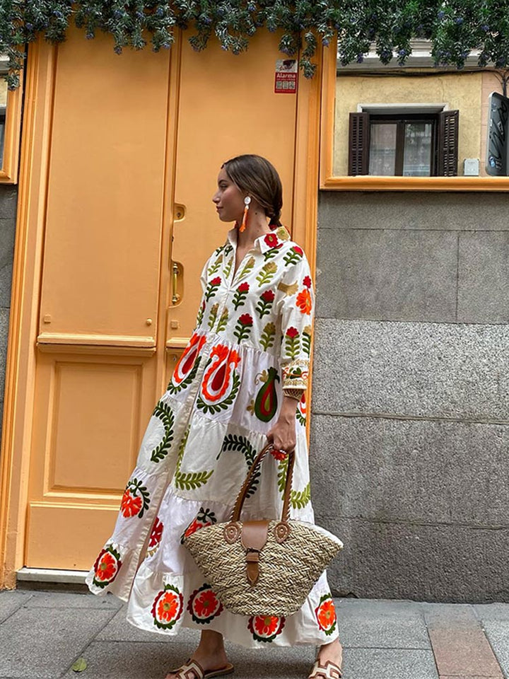 Victoria - summer dress with flower pattern